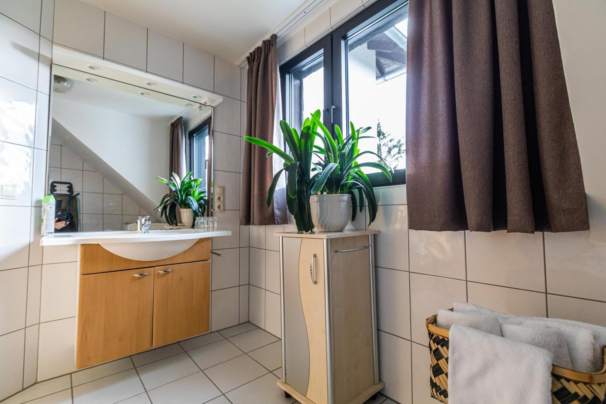 Haus Koinonia Hotell Langscheid  Exteriör bild