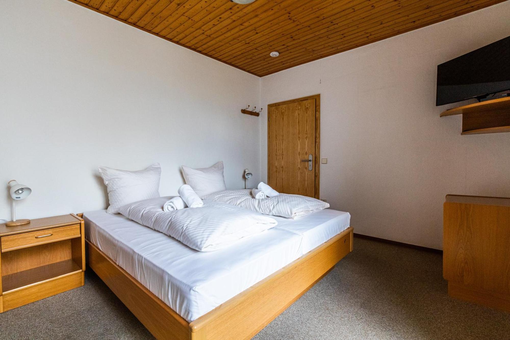 Haus Koinonia Hotell Langscheid  Exteriör bild